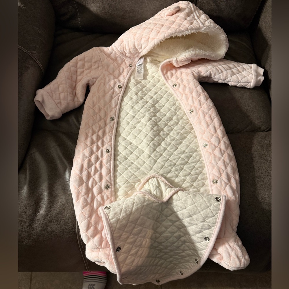 Nordstrom Infant snowsuit - Picture 3 of 4